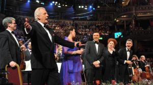 316529_10150266272340808_2260152_n